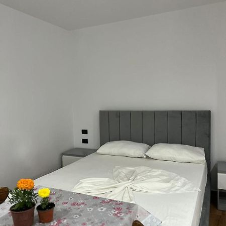 Hotel Vila Herta Durrës 외부 사진
