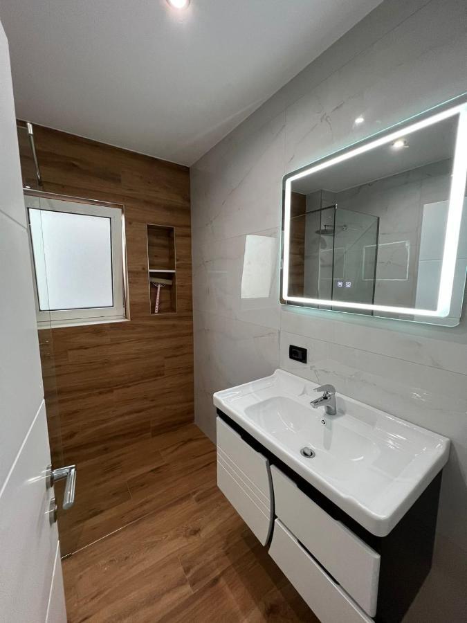 Hotel Vila Herta Durrës 외부 사진